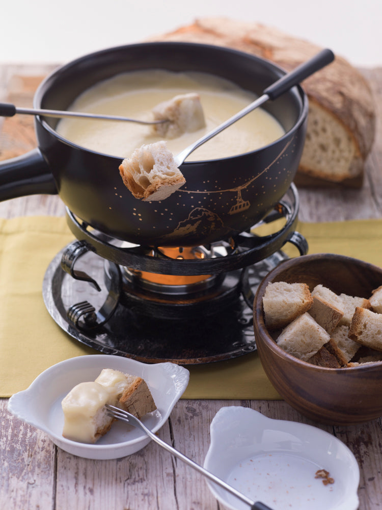 Cast Iron Fondue Pot Set Buy Swissmar Glow Ceramic Fondue Set