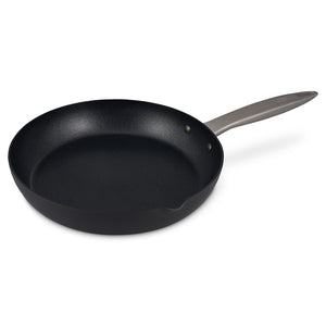 24cm/9.5" Fry Pan with Pour Spout | Cook Ultimate Pro | Zyliss